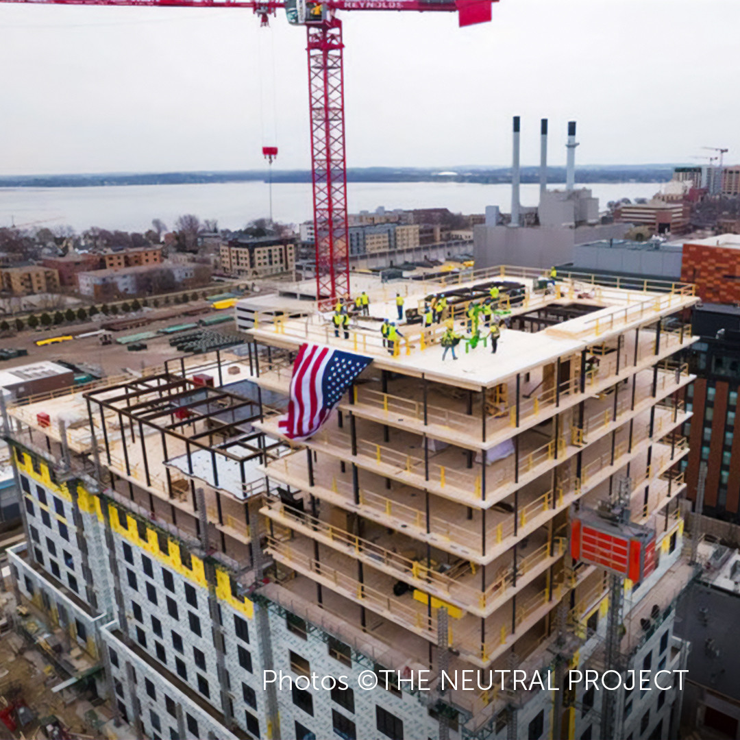 Bakers Place, Madison: Il legno massiccio anticipa le tassazioni sul carbonio